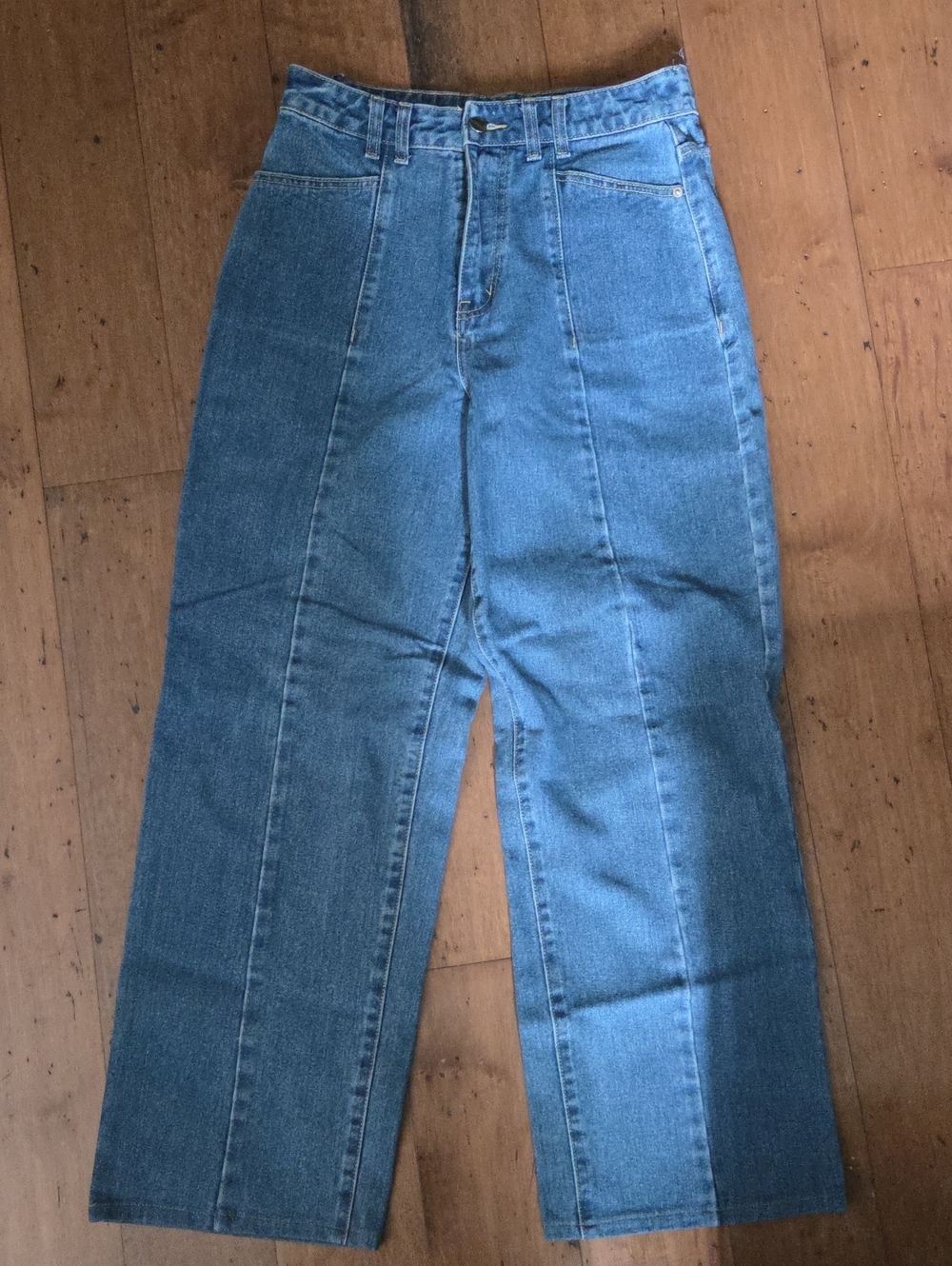 Prettylittlething Wide Leg Jeans